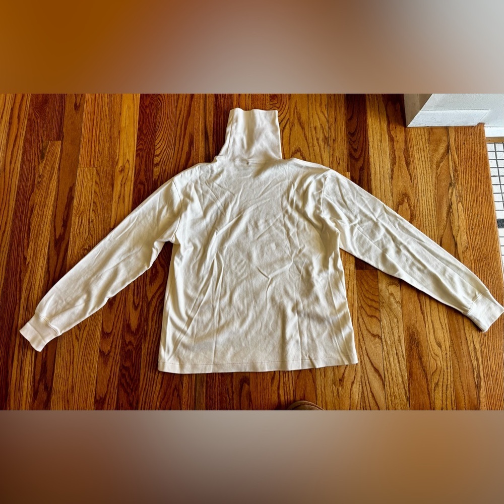 Ralph Lauren Off White Turtleneck Sweater with Embroidered Logo - Medium - Picture 7 of 7